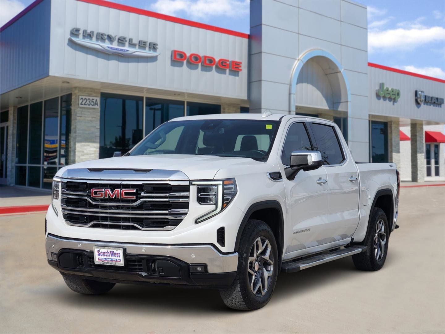 2022 GMC Sierra 1500 4WD Crew Cab Short Box SLT