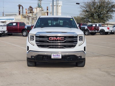 2022 GMC Sierra 1500 4WD Crew Cab Short Box SLT