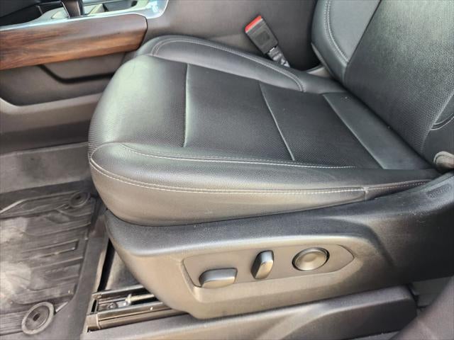 2022 GMC Sierra 1500 4WD Crew Cab Short Box SLT