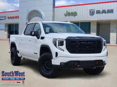 2023 GMC Sierra 1500 4WD Crew Cab Short Box AT4X