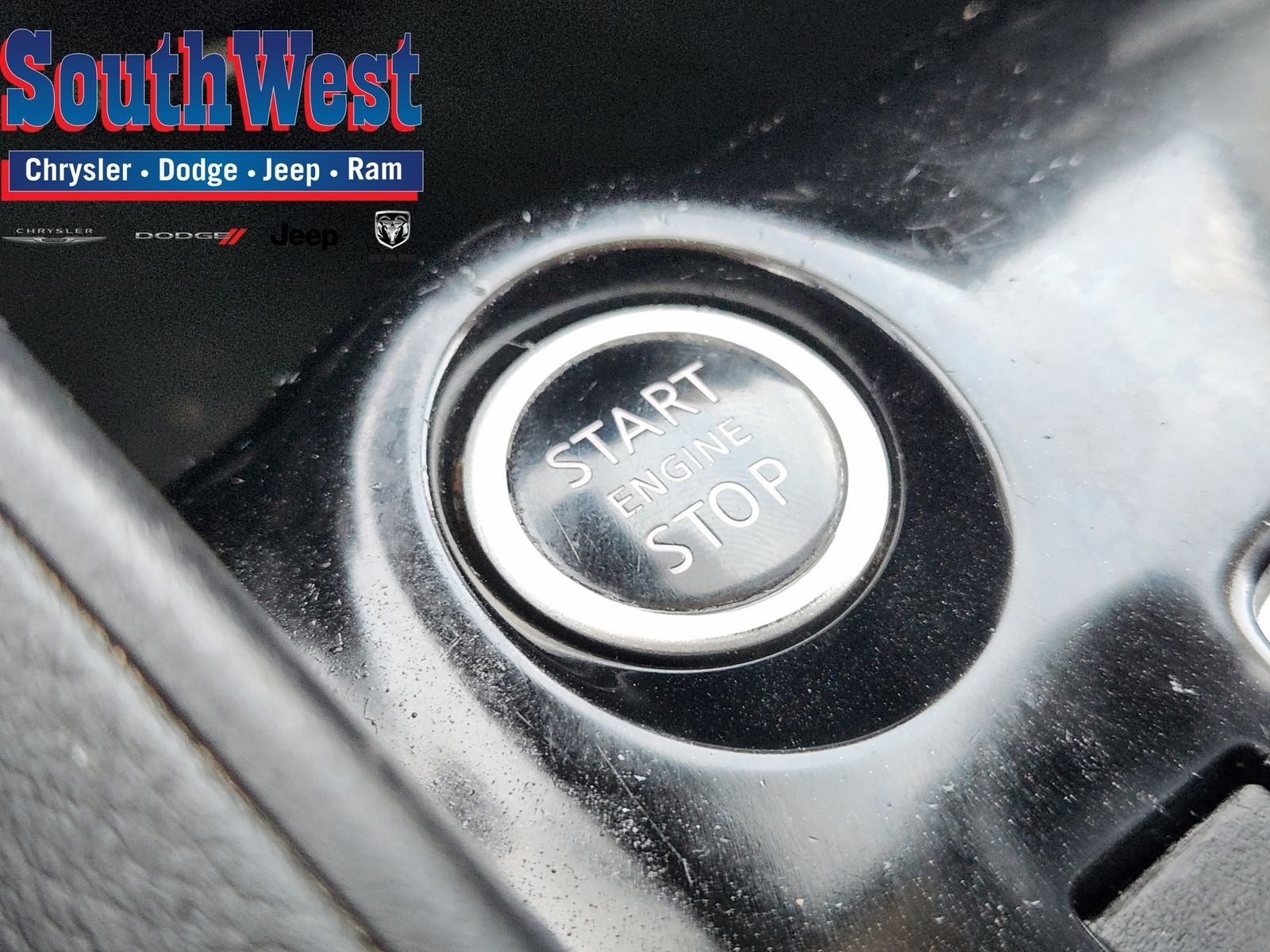 2020 Nissan Versa SV Xtronic CVT