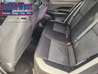 2020 Nissan Versa SV Xtronic CVT