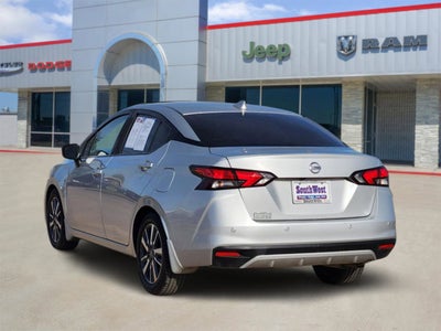 2020 Nissan Versa SV Xtronic CVT