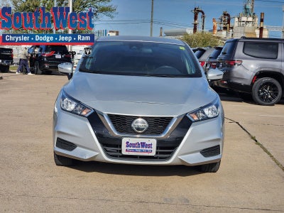 2020 Nissan Versa SV Xtronic CVT