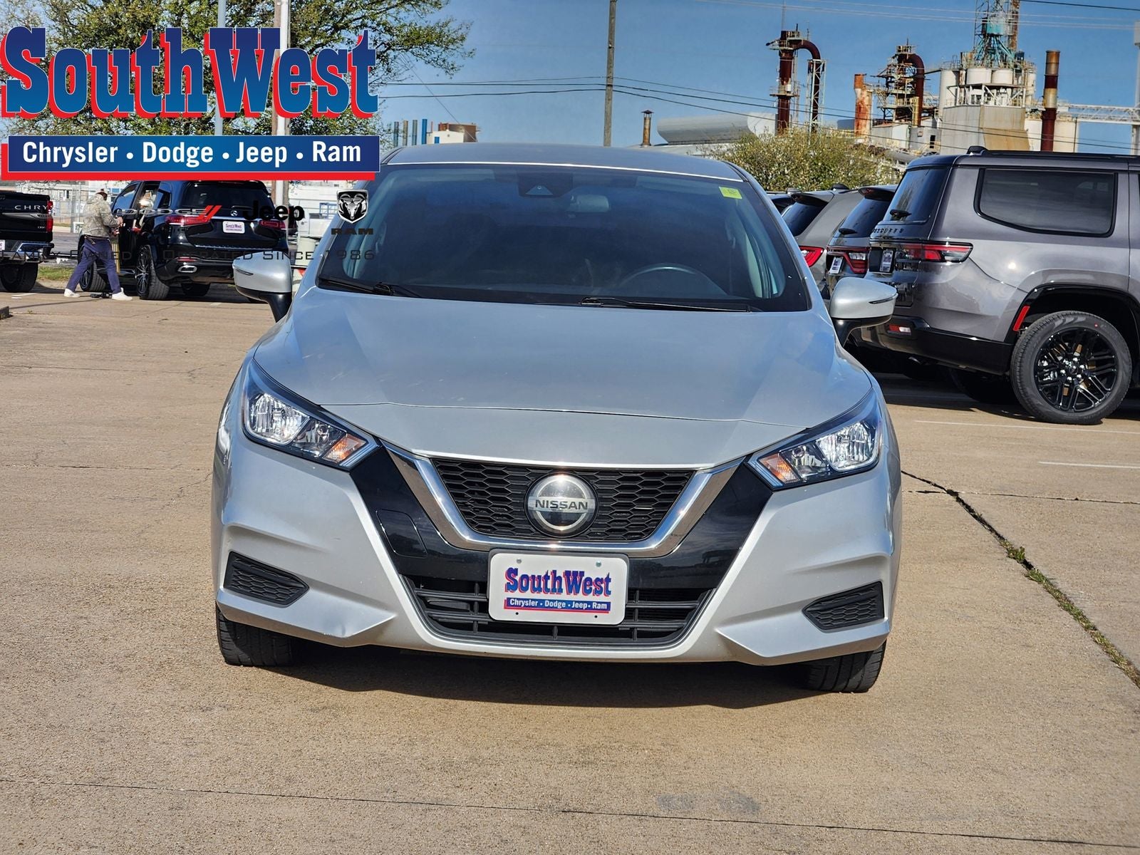 2020 Nissan Versa SV Xtronic CVT