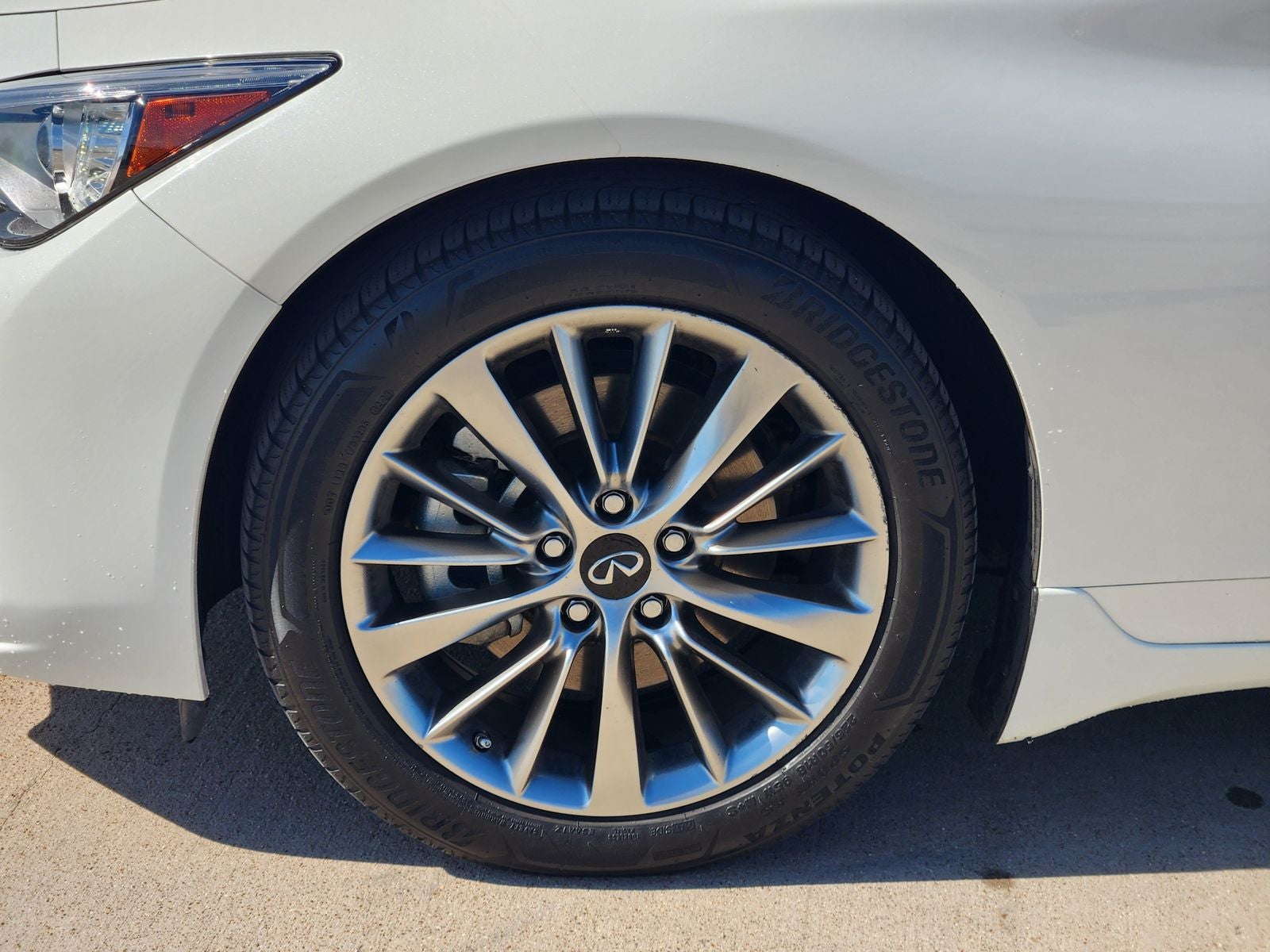 2024 INFINITI Q50 LUXE