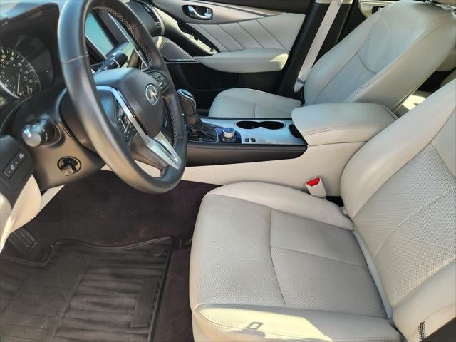 2024 INFINITI Q50 LUXE