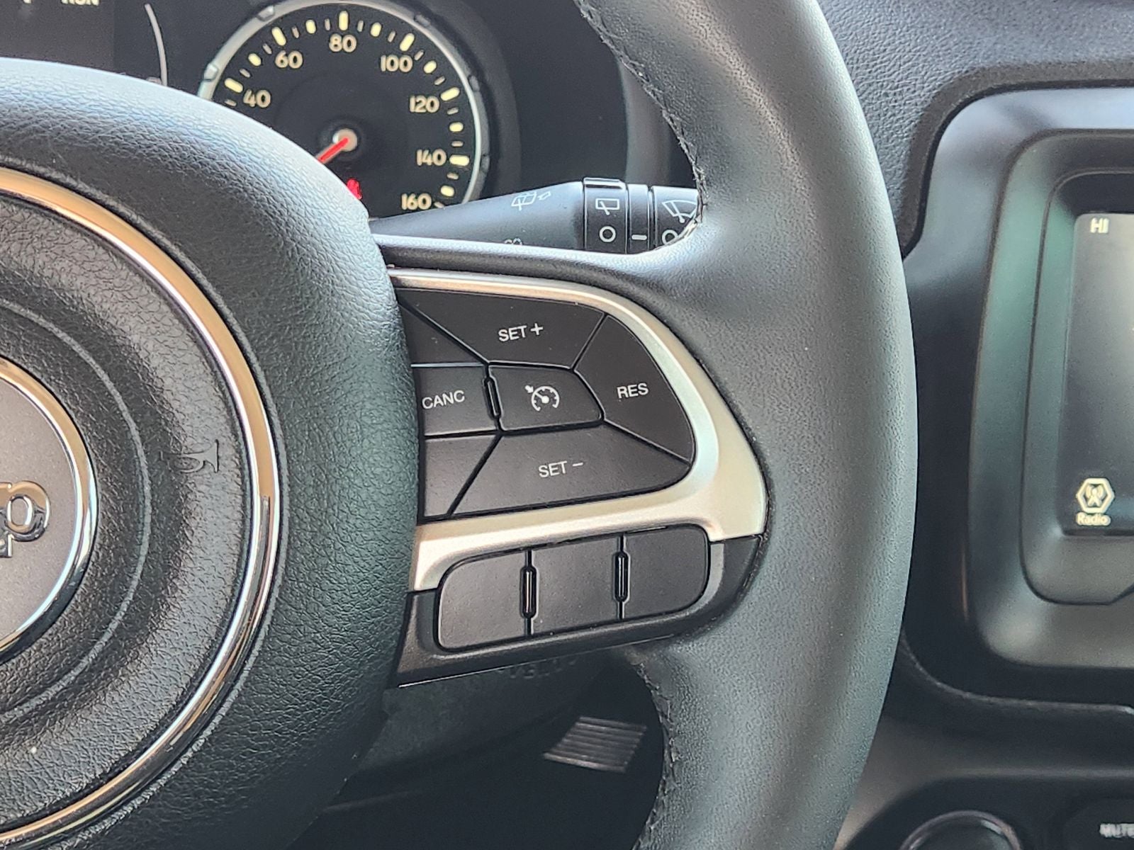 2018 Jeep Renegade Latitude FWD