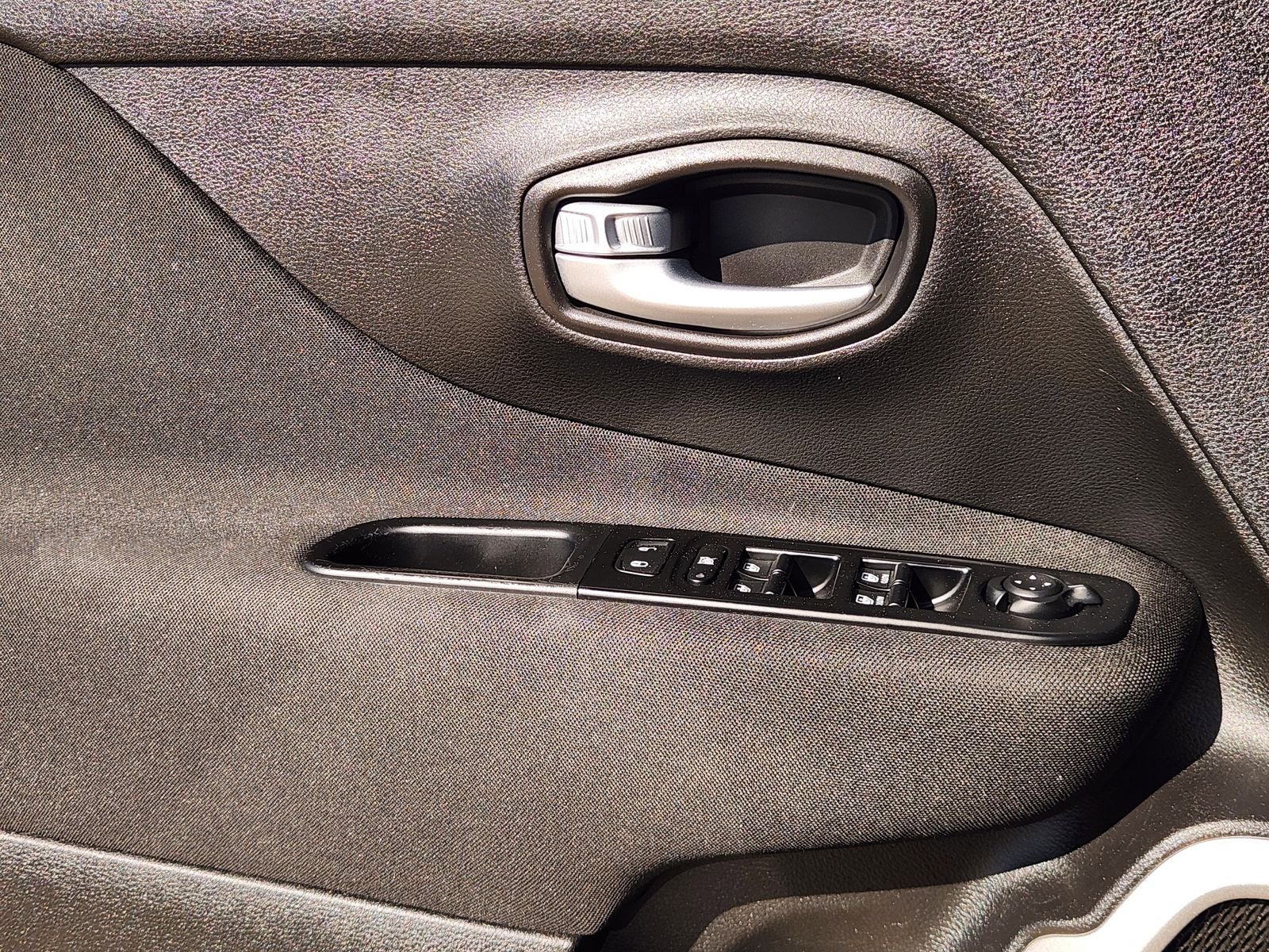 2021 Jeep Renegade Latitude FWD