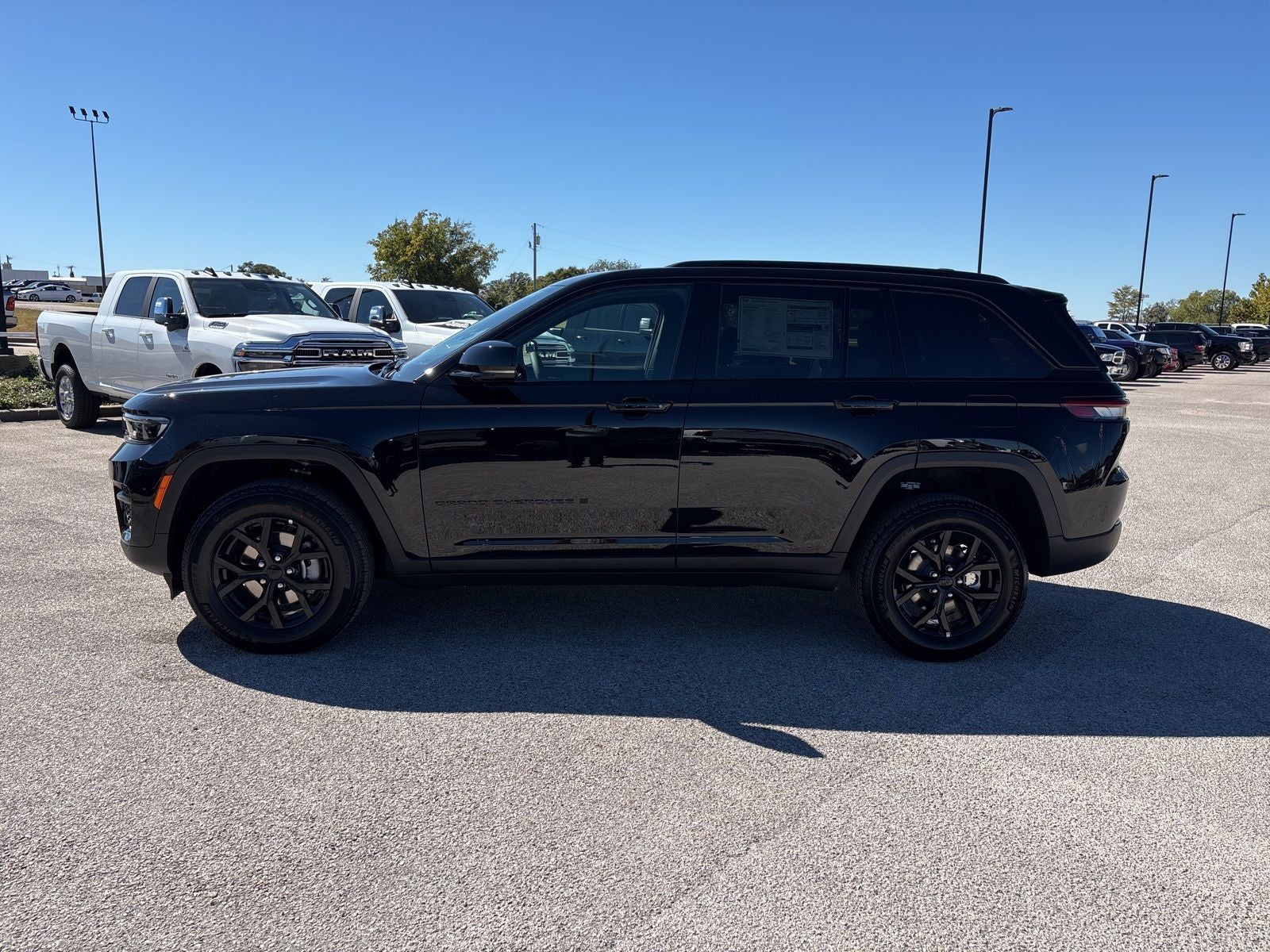 2025 Jeep Grand Cherokee GRAND CHEROKEE ALTITUDE 4X2