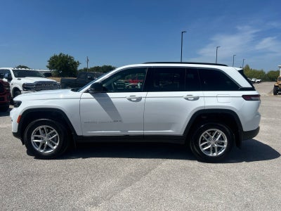 2026 Jeep Grand Cherokee GRAND CHEROKEE LAREDO 4X2