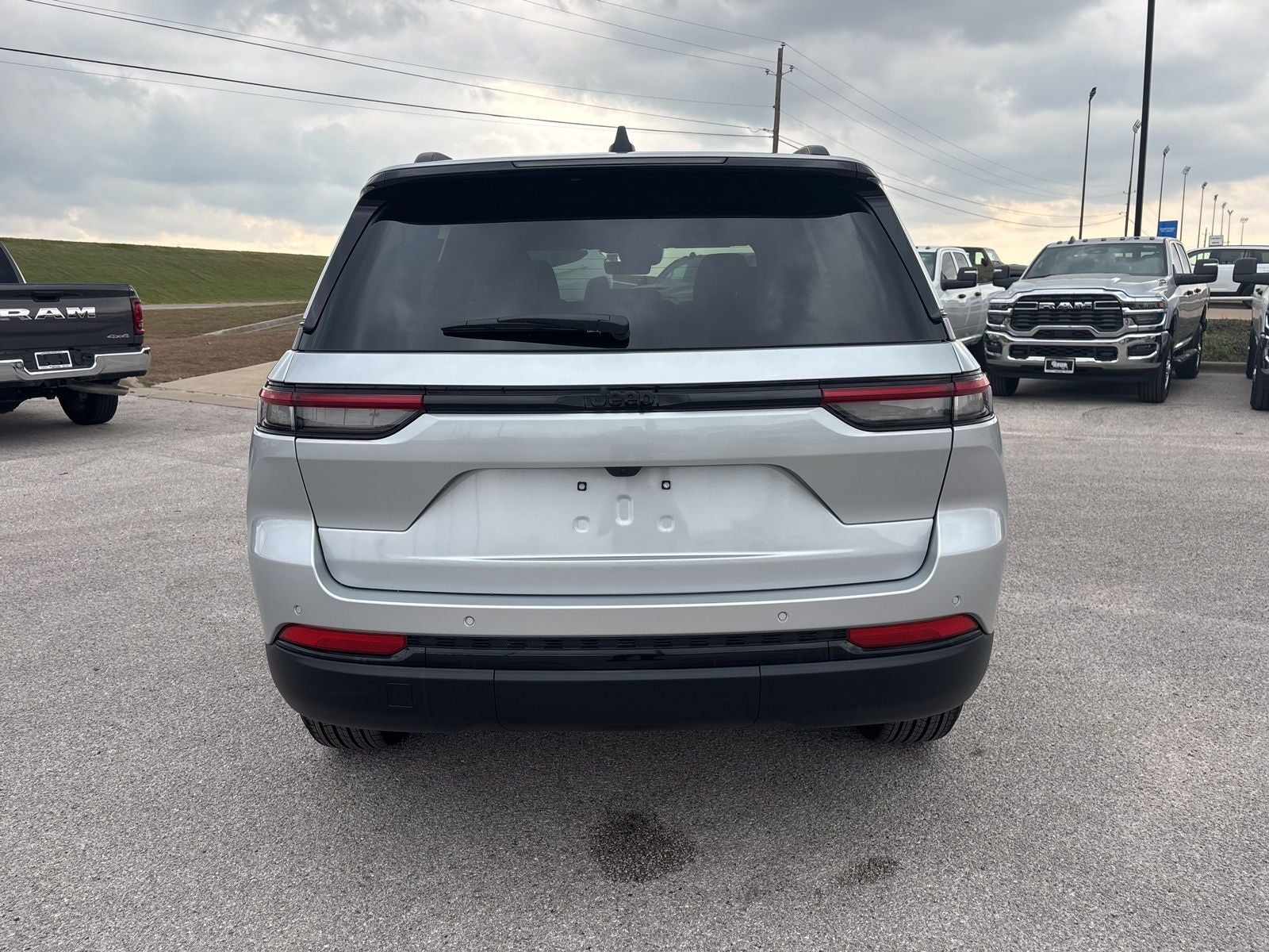 2025 Jeep Grand Cherokee GRAND CHEROKEE ALTITUDE X 4X2