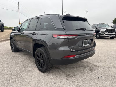 2026 Jeep Grand Cherokee GRAND CHEROKEE LAREDO ALTITUDE 4X2