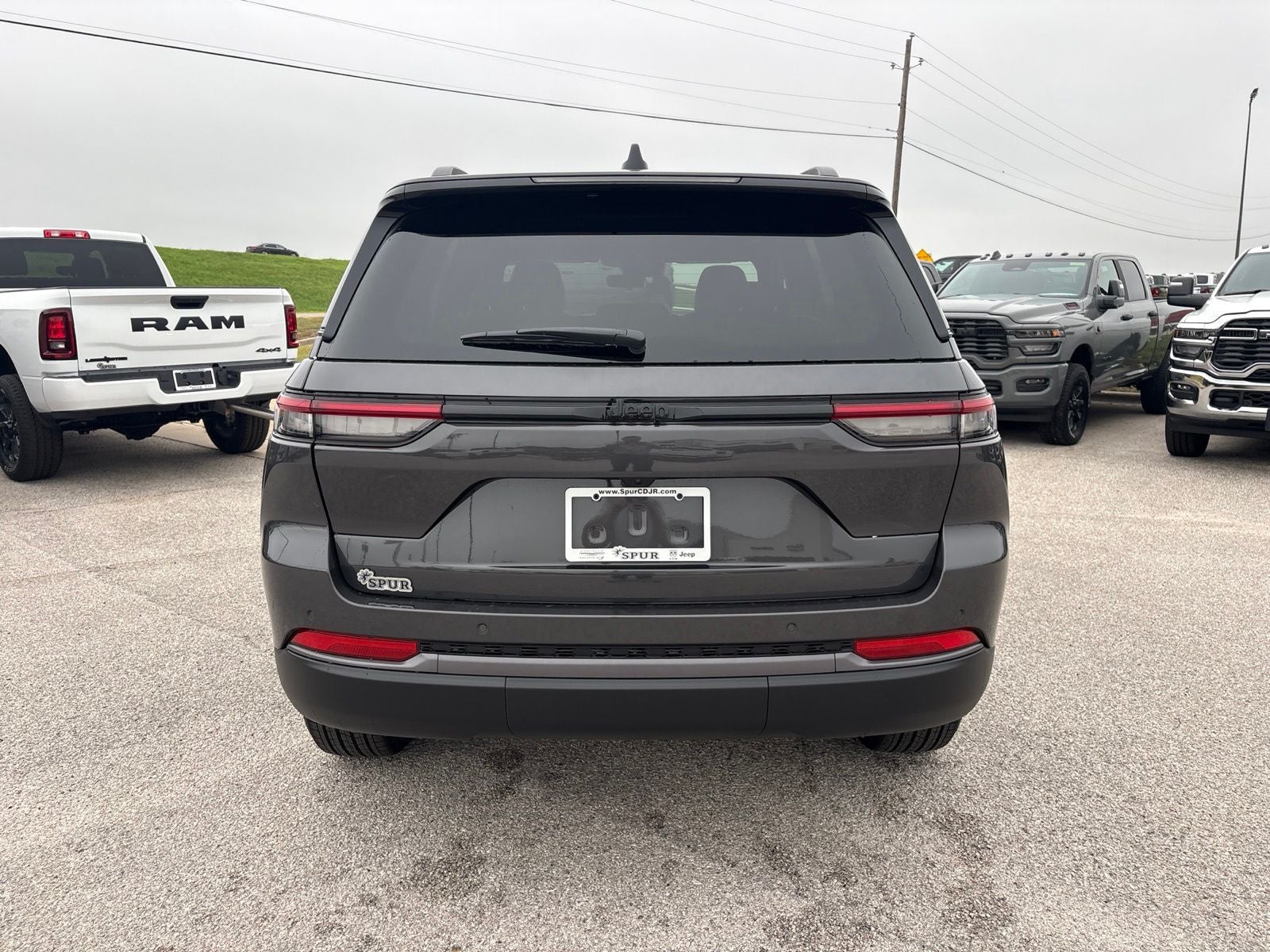 2026 Jeep Grand Cherokee GRAND CHEROKEE LAREDO ALTITUDE 4X2