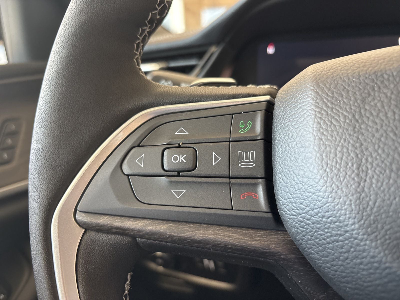 2026 Jeep Grand Cherokee GRAND CHEROKEE LIMITED 4X2