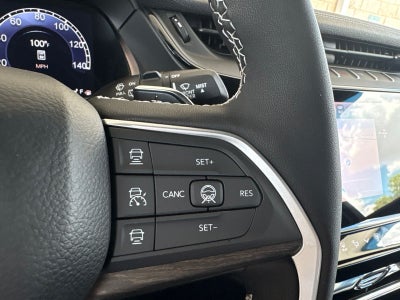 2027 Jeep Grand Cherokee Laredo Altitude