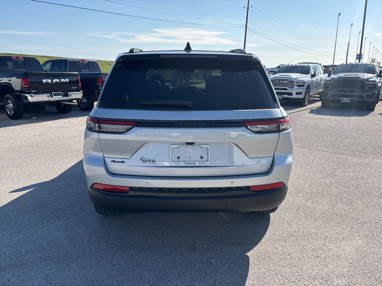 2025 Jeep Grand Cherokee GRAND CHEROKEE LIMITED 4X4