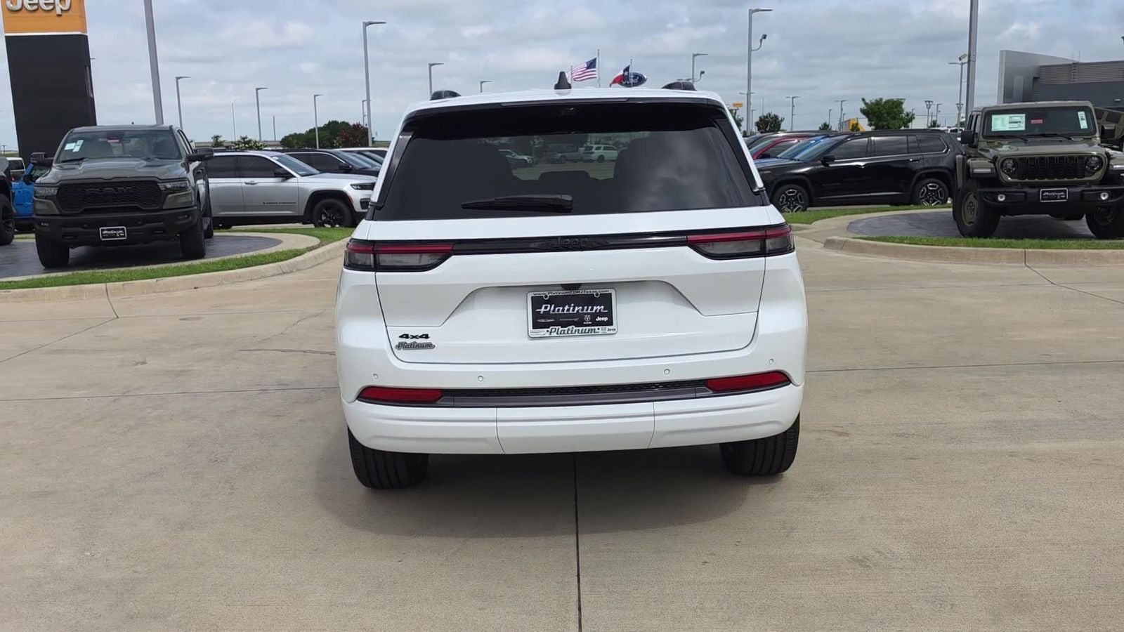 2026 Jeep Grand Cherokee GRAND CHEROKEE LIMITED RESERVE 4X4