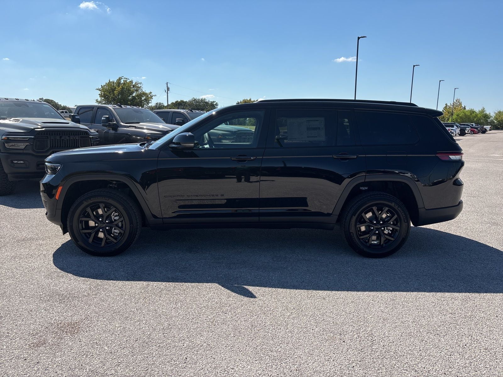 2025 Jeep Grand Cherokee L GRAND CHEROKEE L ALTITUDE X 4X2