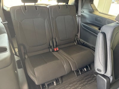 2026 Jeep Grand Cherokee L GRAND CHEROKEE L LAREDO 4X2
