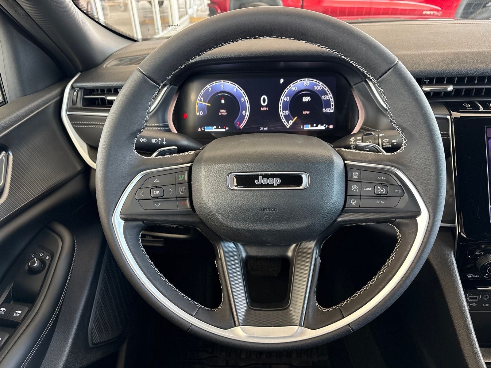 2026 Jeep Grand Cherokee L GRAND CHEROKEE L LAREDO 4X2