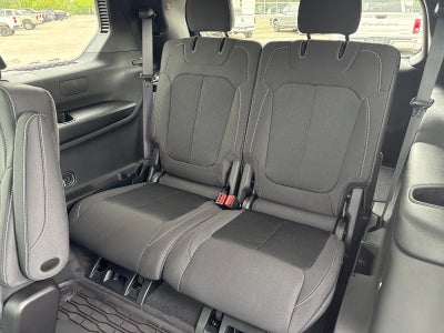 2026 Jeep Grand Cherokee L GRAND CHEROKEE L LAREDO 4X2