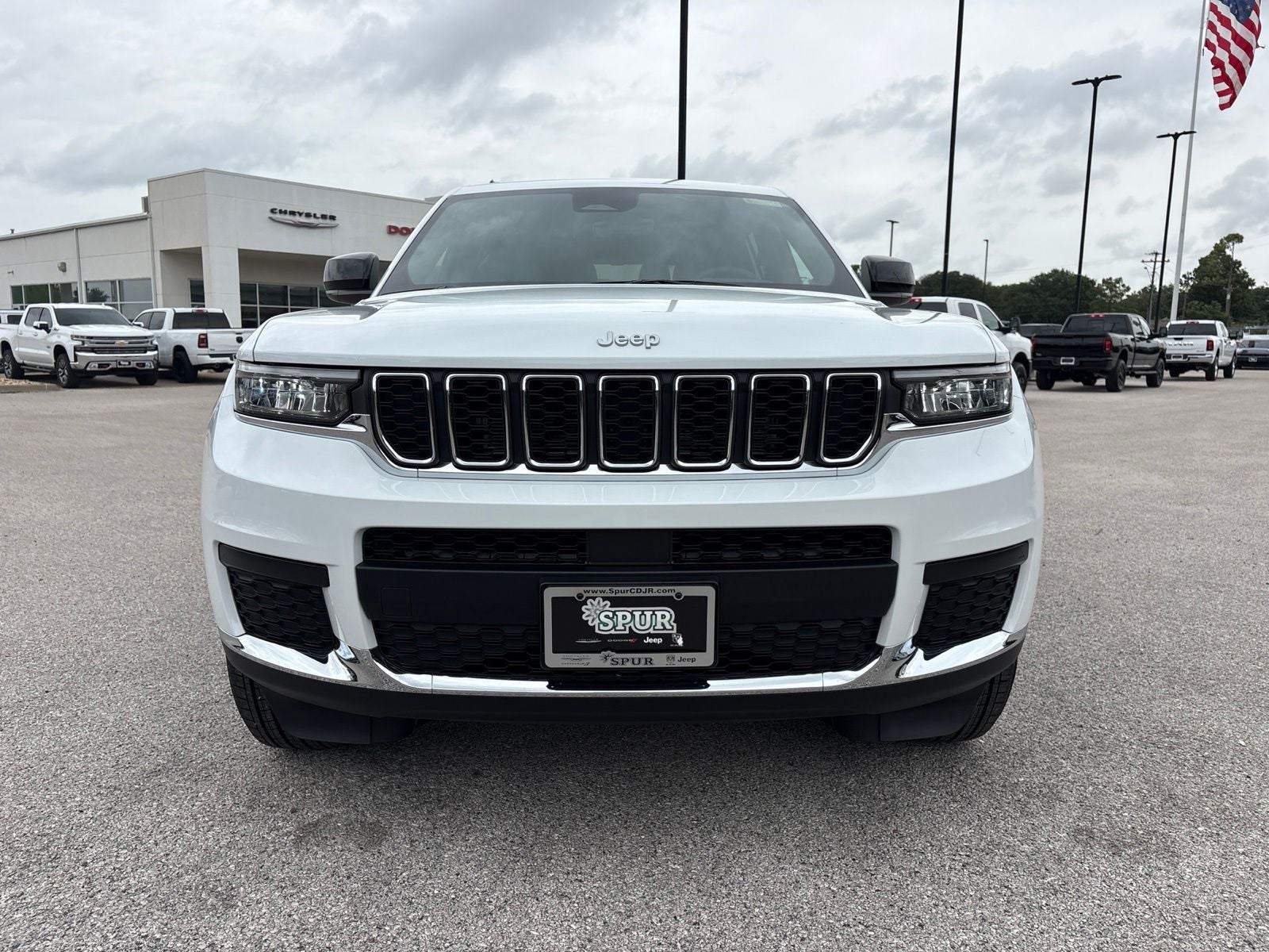 2026 Jeep Grand Cherokee L GRAND CHEROKEE L LAREDO 4X2