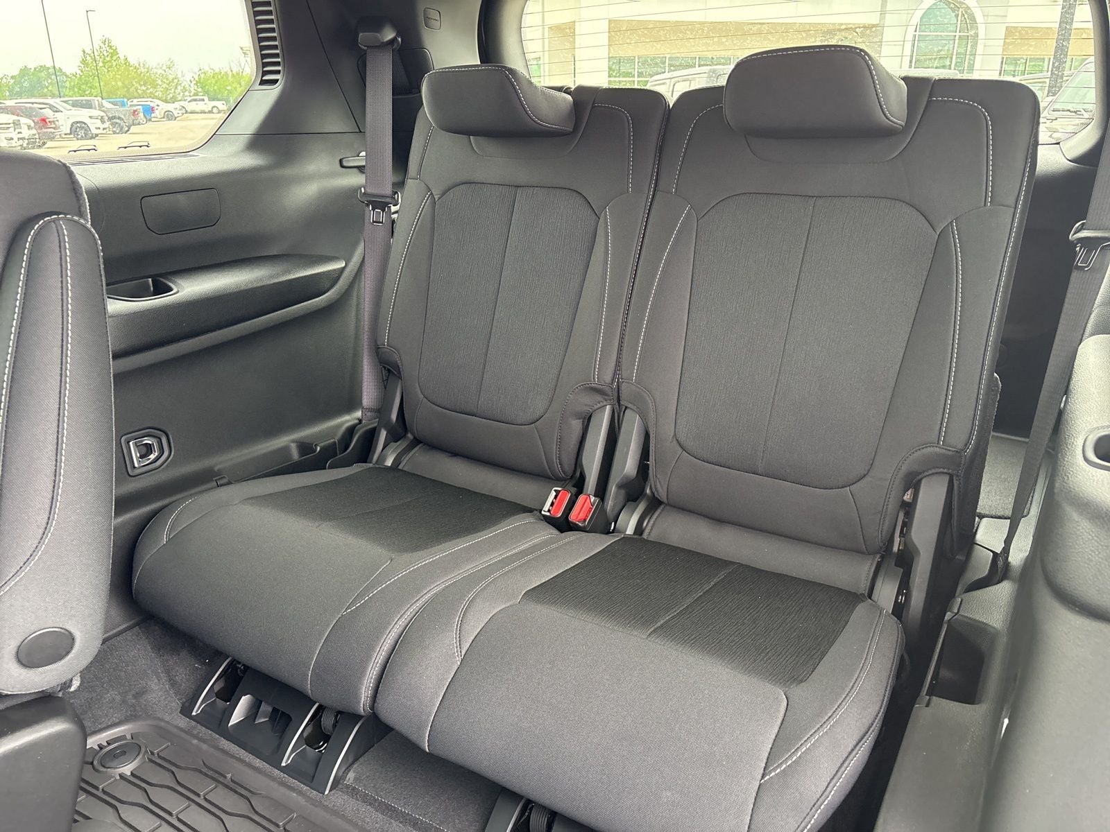 2026 Jeep Grand Cherokee L GRAND CHEROKEE L LAREDO 4X2