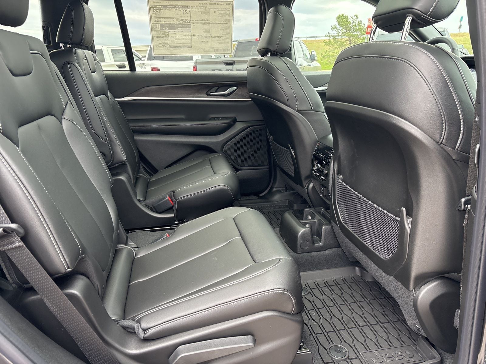 2025 Jeep Grand Cherokee L GRAND CHEROKEE L LIMITED 4X4