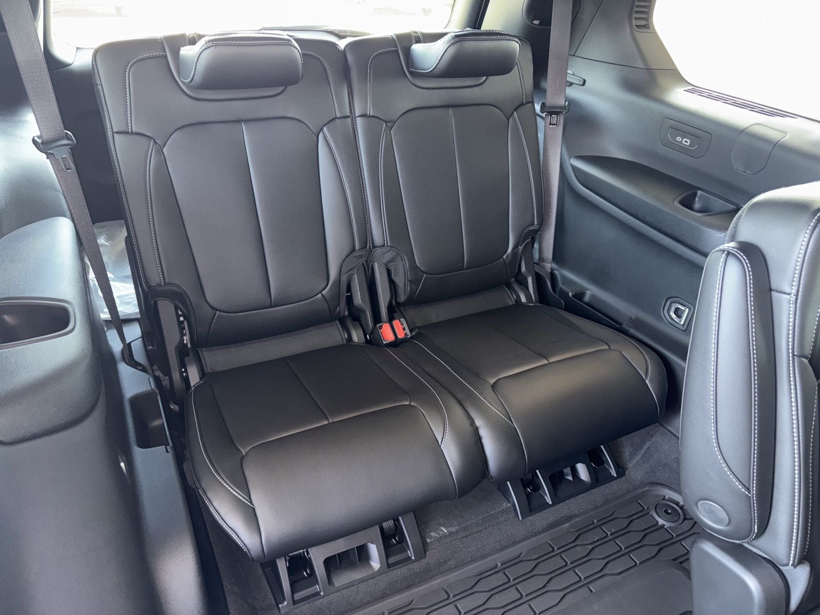 2025 Jeep Grand Cherokee L GRAND CHEROKEE L LIMITED 4X4