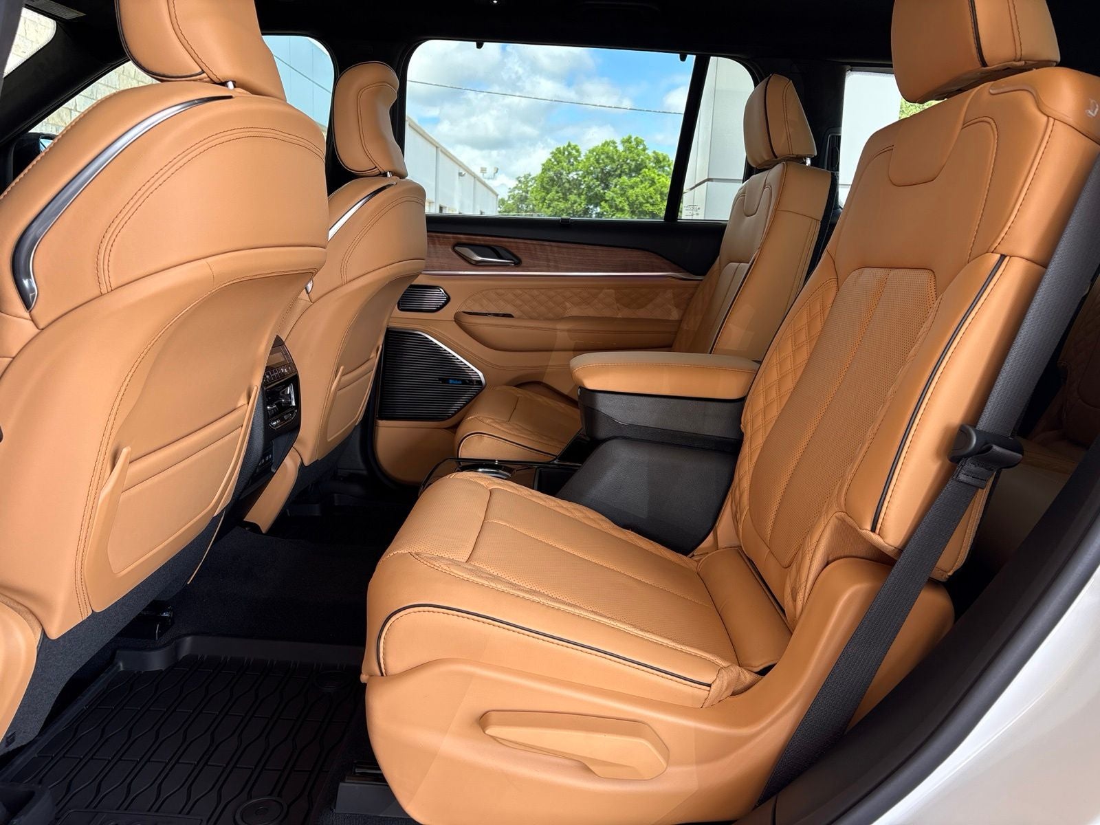 2026 Jeep Grand Cherokee L GRAND CHEROKEE L SUMMIT 4X4