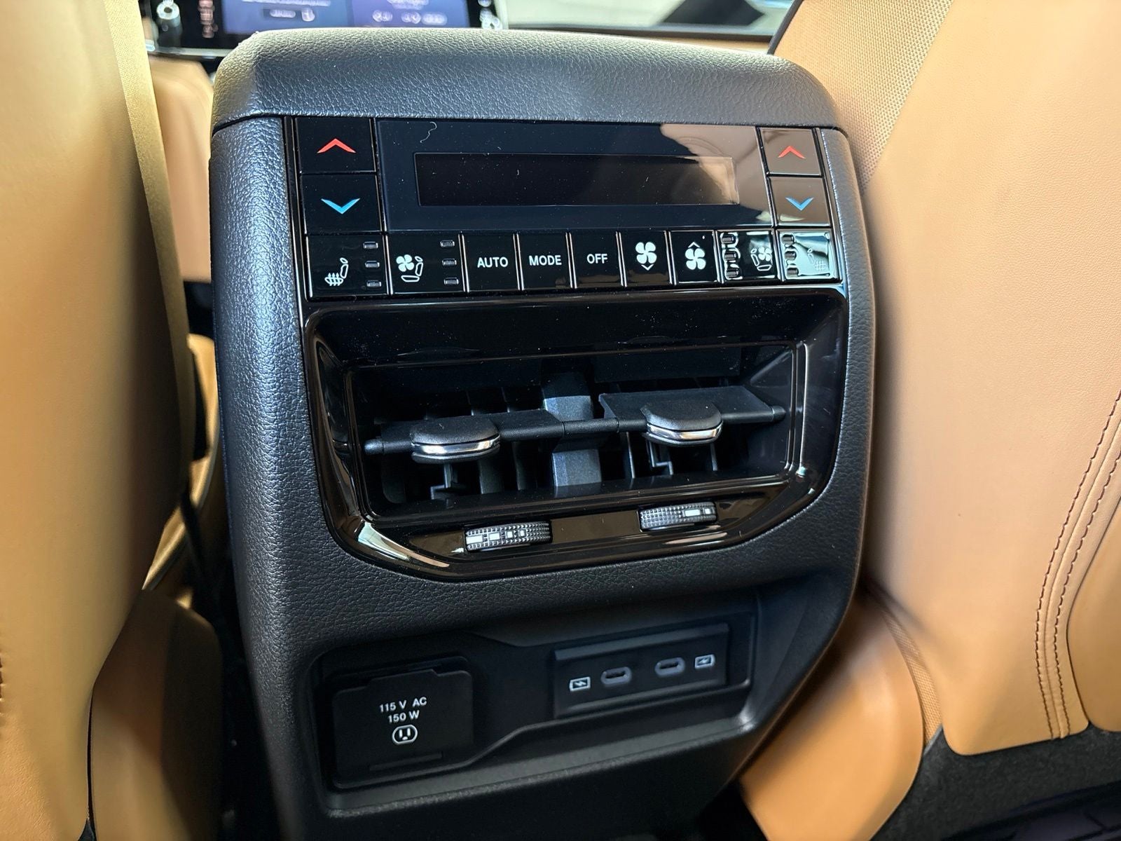 2026 Jeep Grand Cherokee L GRAND CHEROKEE L SUMMIT 4X4