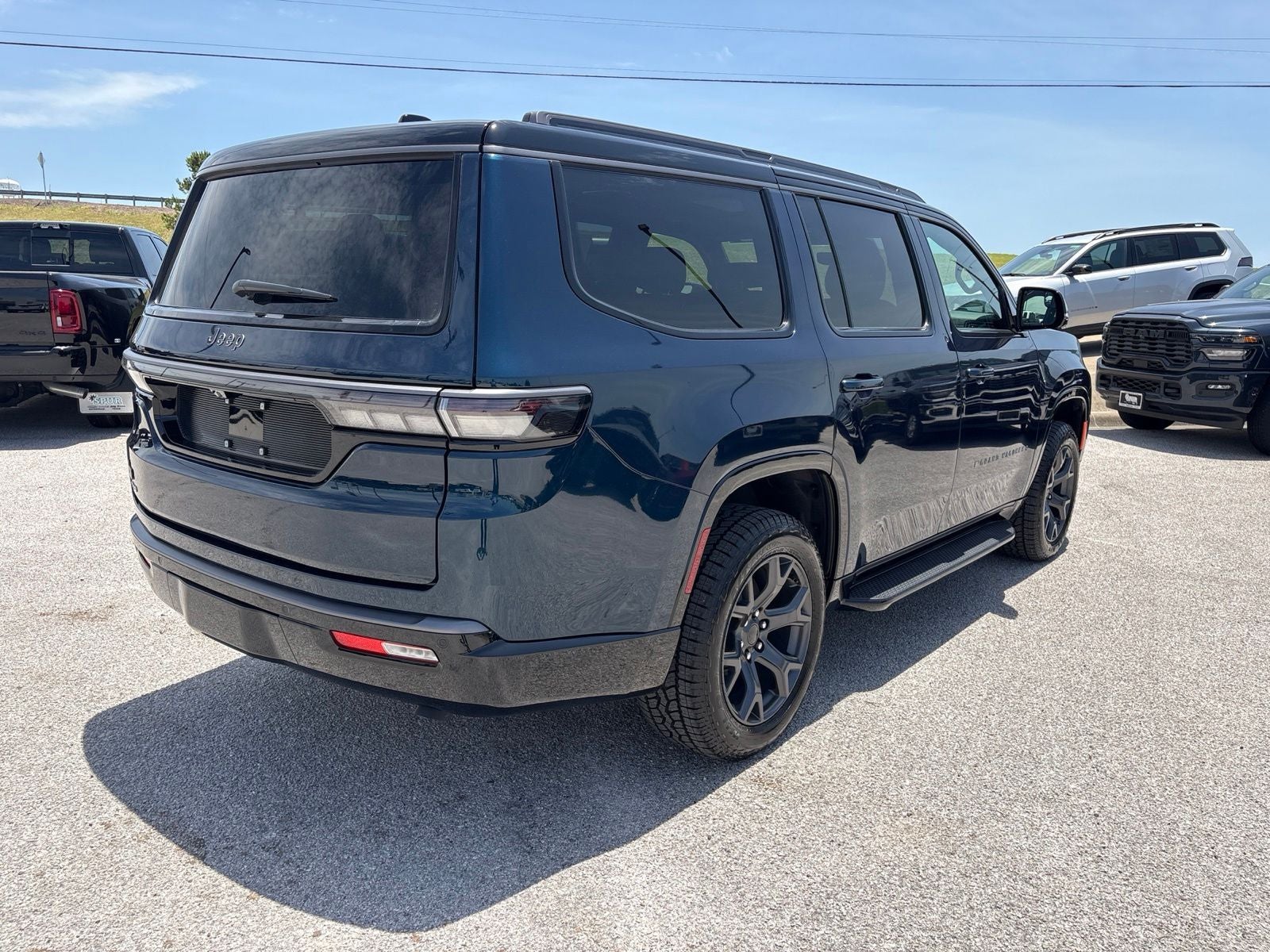 2026 Jeep Grand Wagoneer GRAND WAGONEER UPLAND 4X4