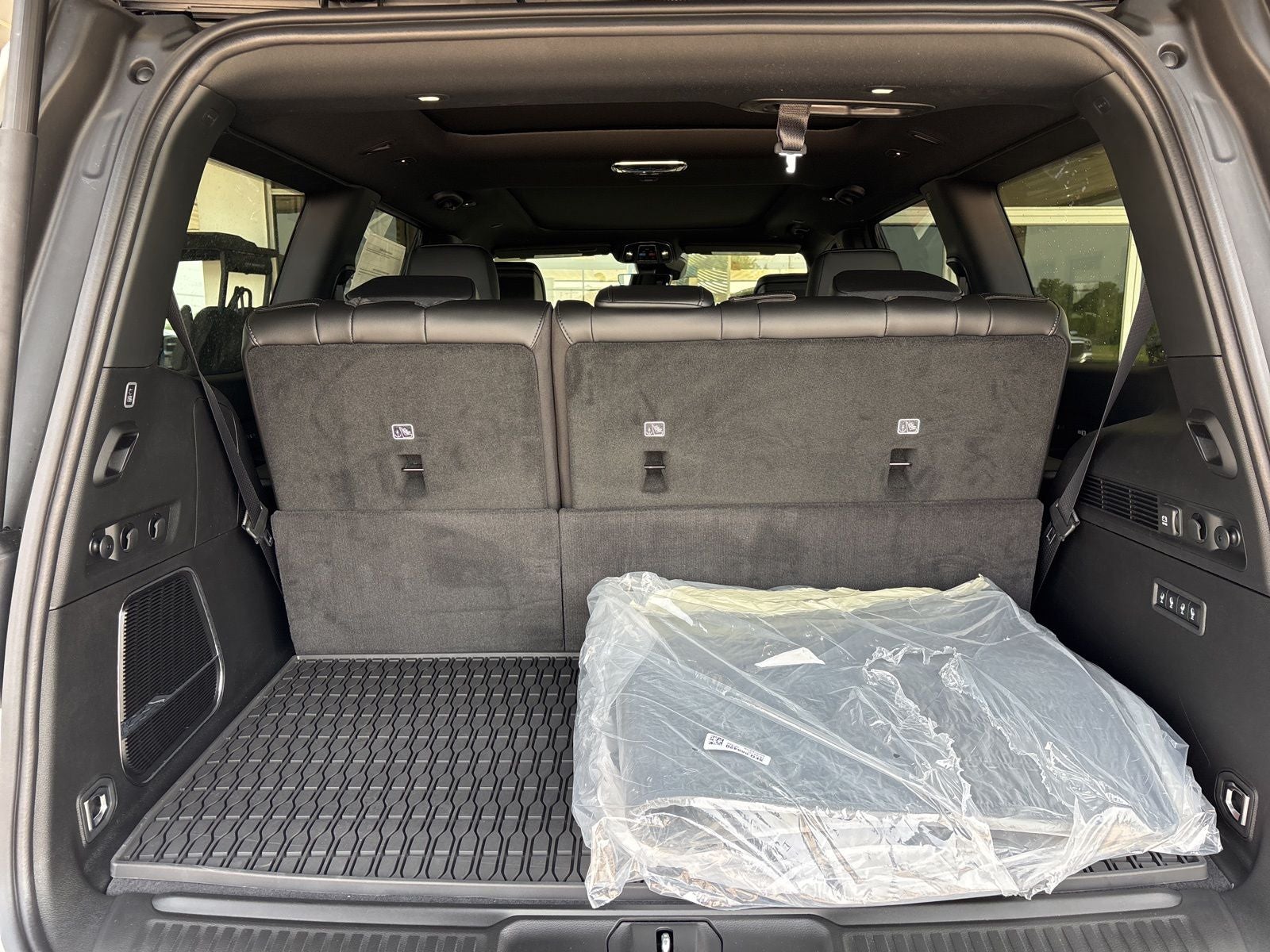 2026 Jeep Grand Wagoneer Upland