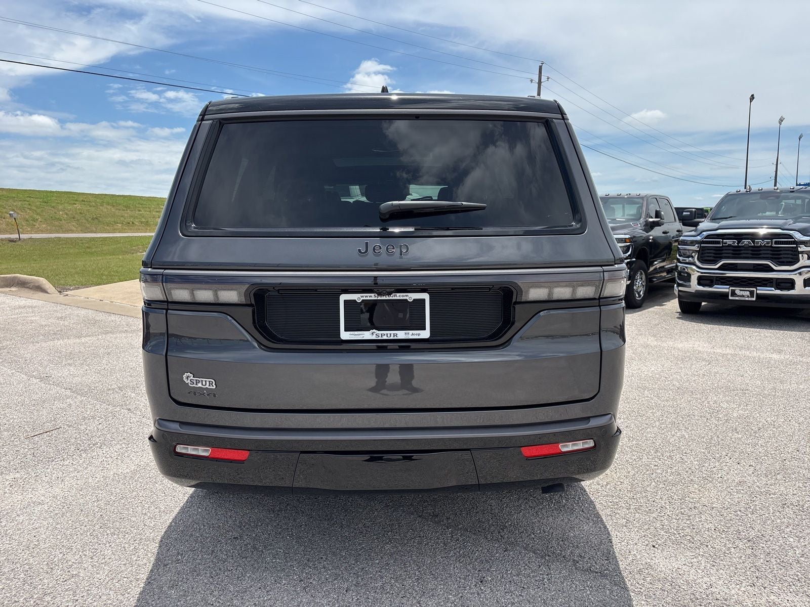 2026 Jeep Grand Wagoneer GRAND WAGONEER UPLAND 4X4
