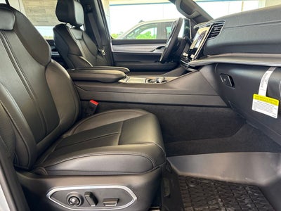 2026 Jeep Grand Wagoneer GRAND WAGONEER UPLAND 4X4