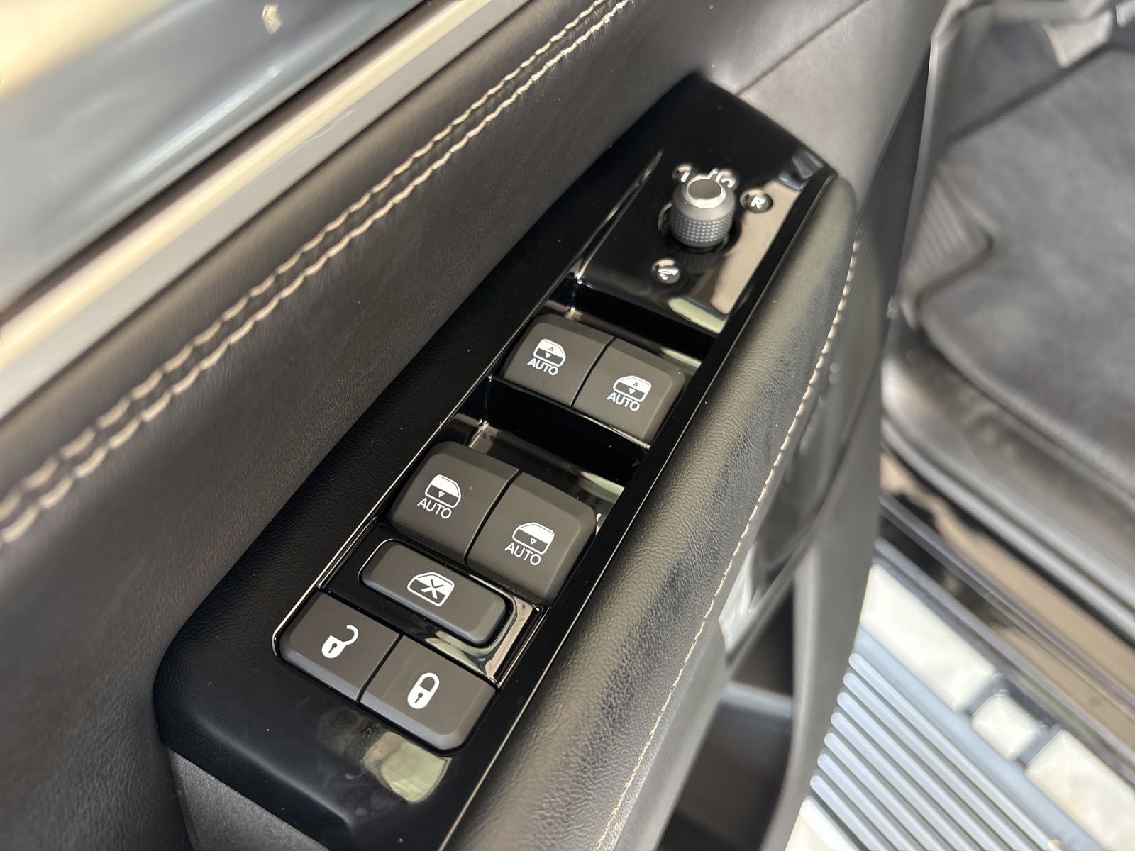 2026 Jeep Grand Wagoneer GRAND WAGONEER LIMITED RESERVE 4X4