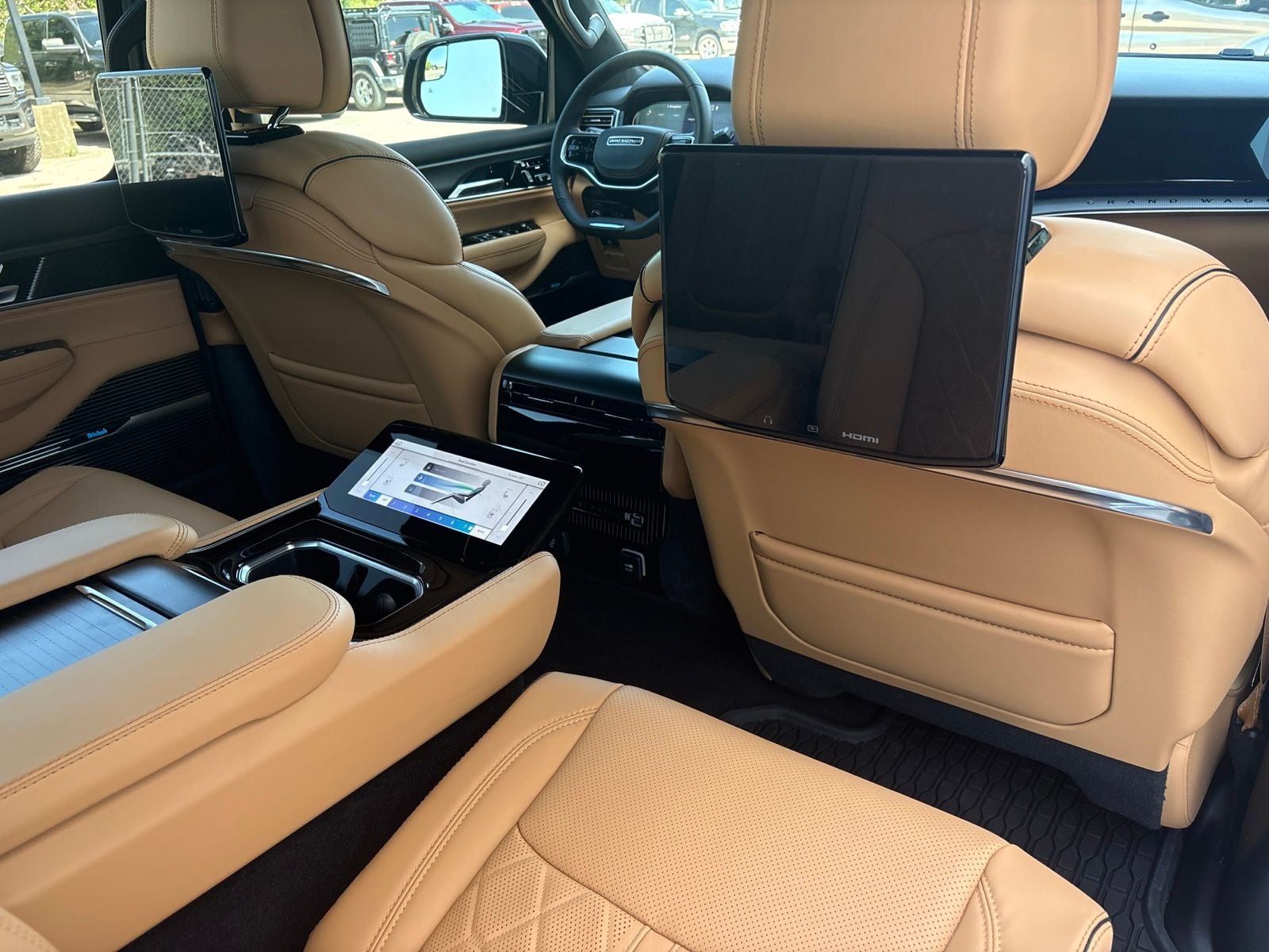 2026 Jeep Grand Wagoneer GRAND WAGONEER SUMMIT RESERVE 4X4