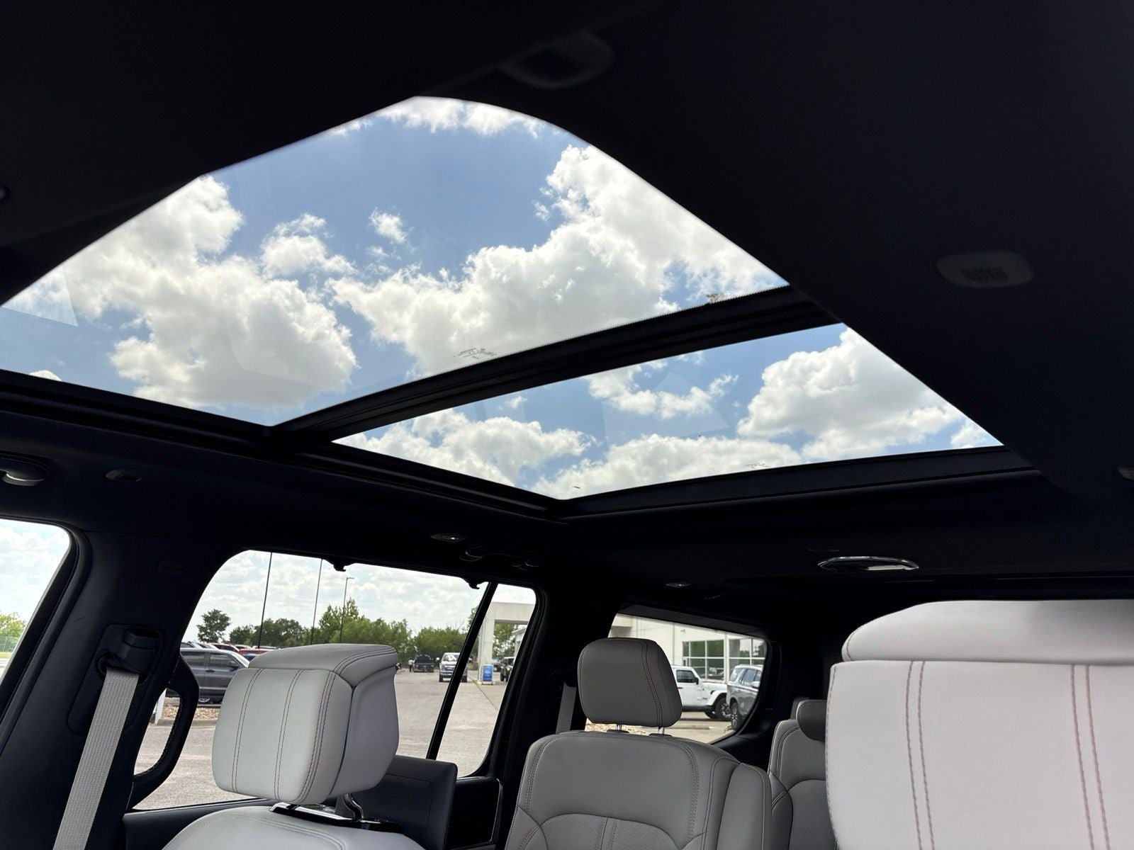 2026 Jeep Grand Wagoneer GRAND WAGONEER SUMMIT OBSIDIAN 4X4