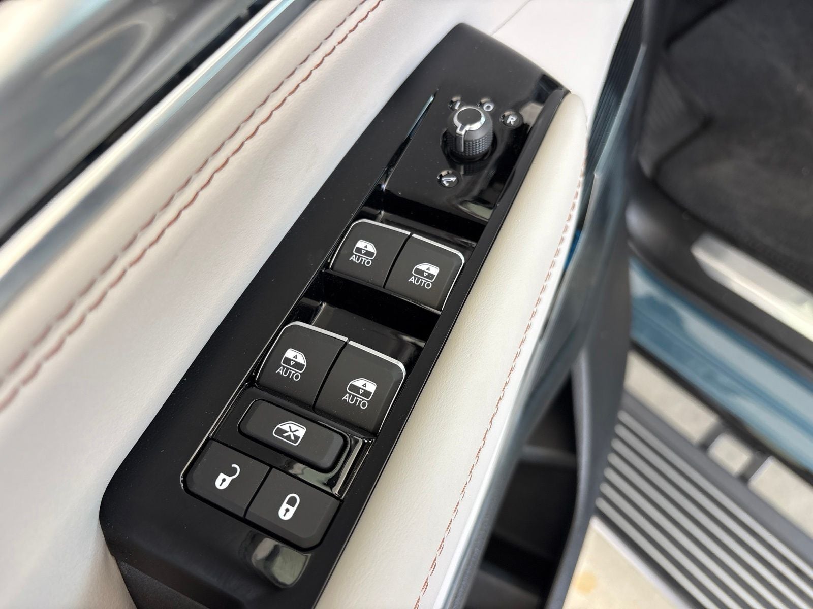 2026 Jeep Grand Wagoneer GRAND WAGONEER SUMMIT OBSIDIAN 4X4