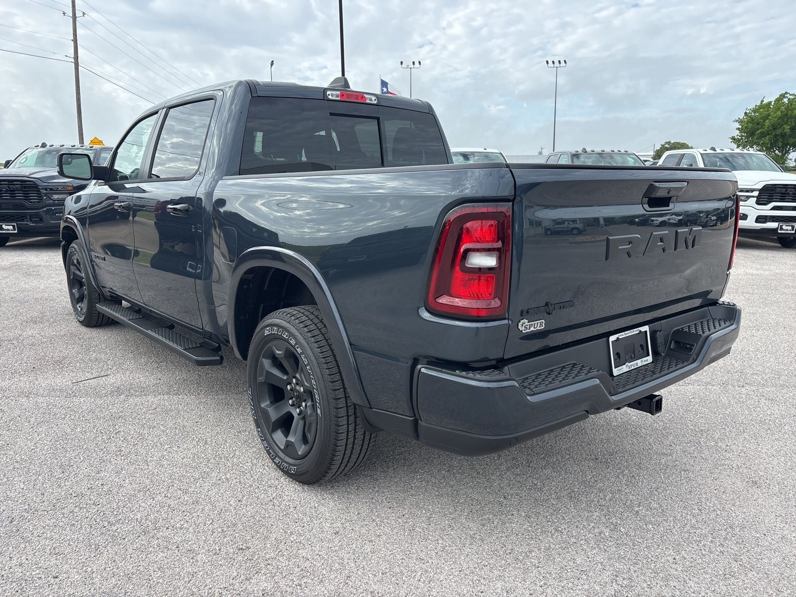 2026 RAM Ram 1500 RAM 1500 LONE STAR CREW CAB 4X2 5'7' BOX