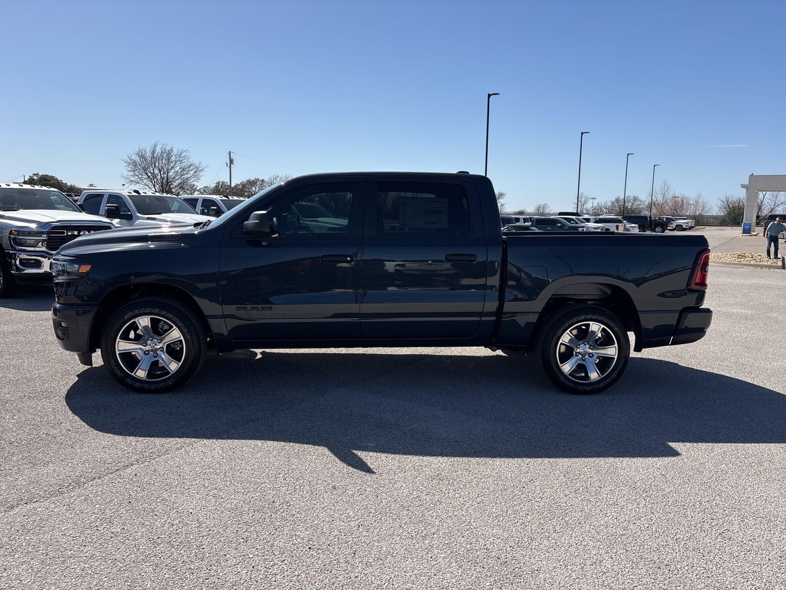 2026 RAM Ram 1500 RAM 1500 EXPRESS CREW CAB 4X2 5'7' BOX