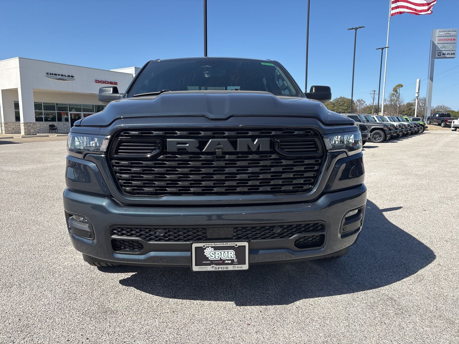 2026 RAM Ram 1500 RAM 1500 EXPRESS CREW CAB 4X2 5'7' BOX