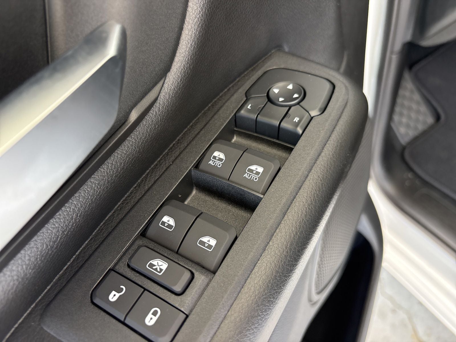 2026 RAM Ram 1500 RAM 1500 EXPRESS CREW CAB 4X2 5'7' BOX