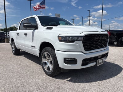 2026 RAM Ram 1500 RAM 1500 EXPRESS CREW CAB 4X2 5'7' BOX