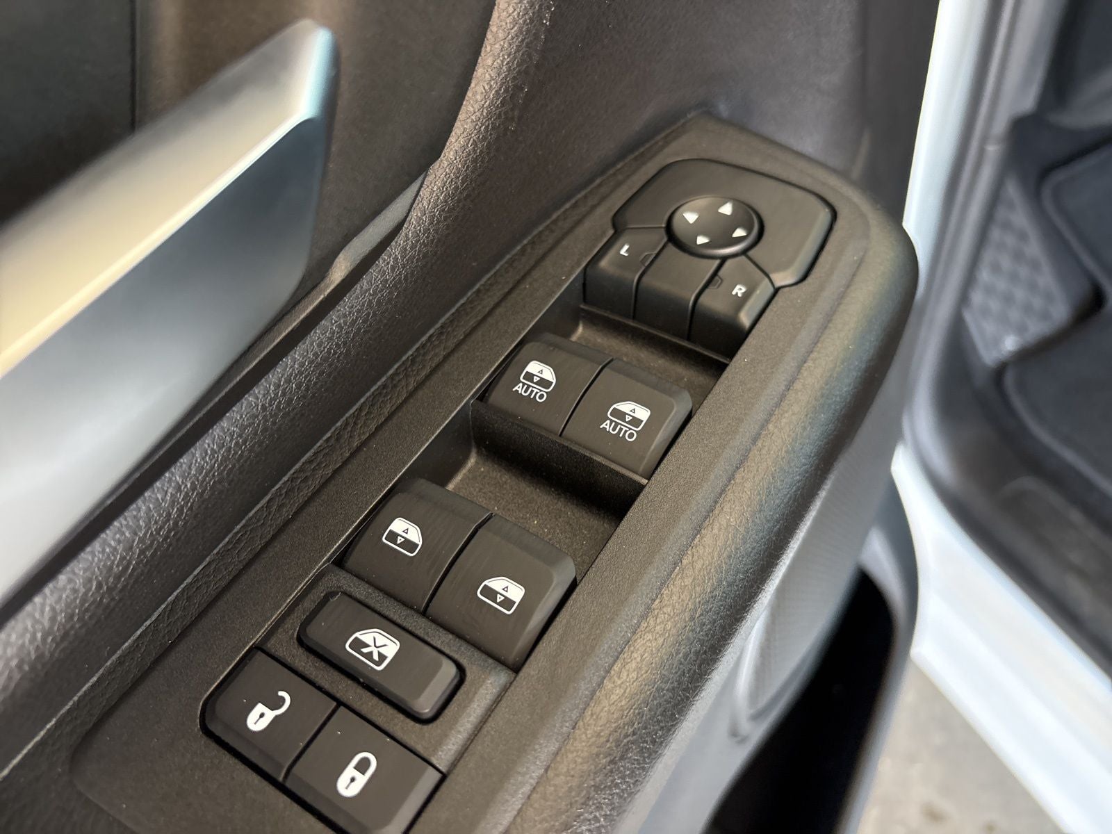 2026 RAM Ram 1500 RAM 1500 EXPRESS QUAD CAB 4X4 6'4' BOX