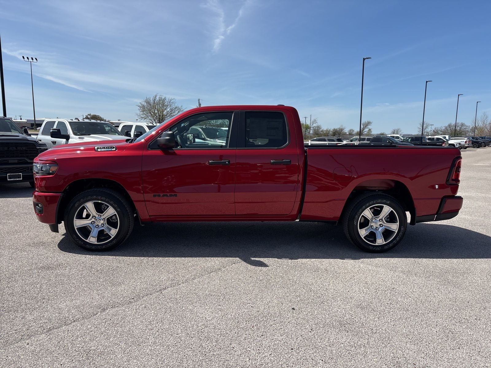 2026 RAM Ram 1500 RAM 1500 EXPRESS QUAD CAB 4X2 6'4' BOX