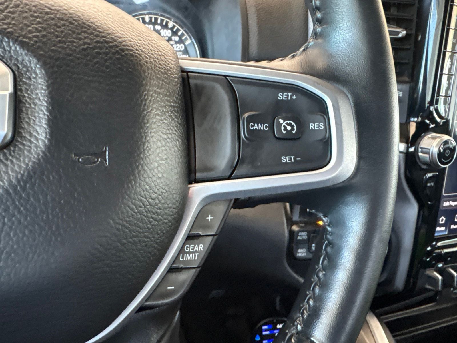 2023 RAM Ram 1500 Lone Star Crew Cab 4x4 5'7' Box