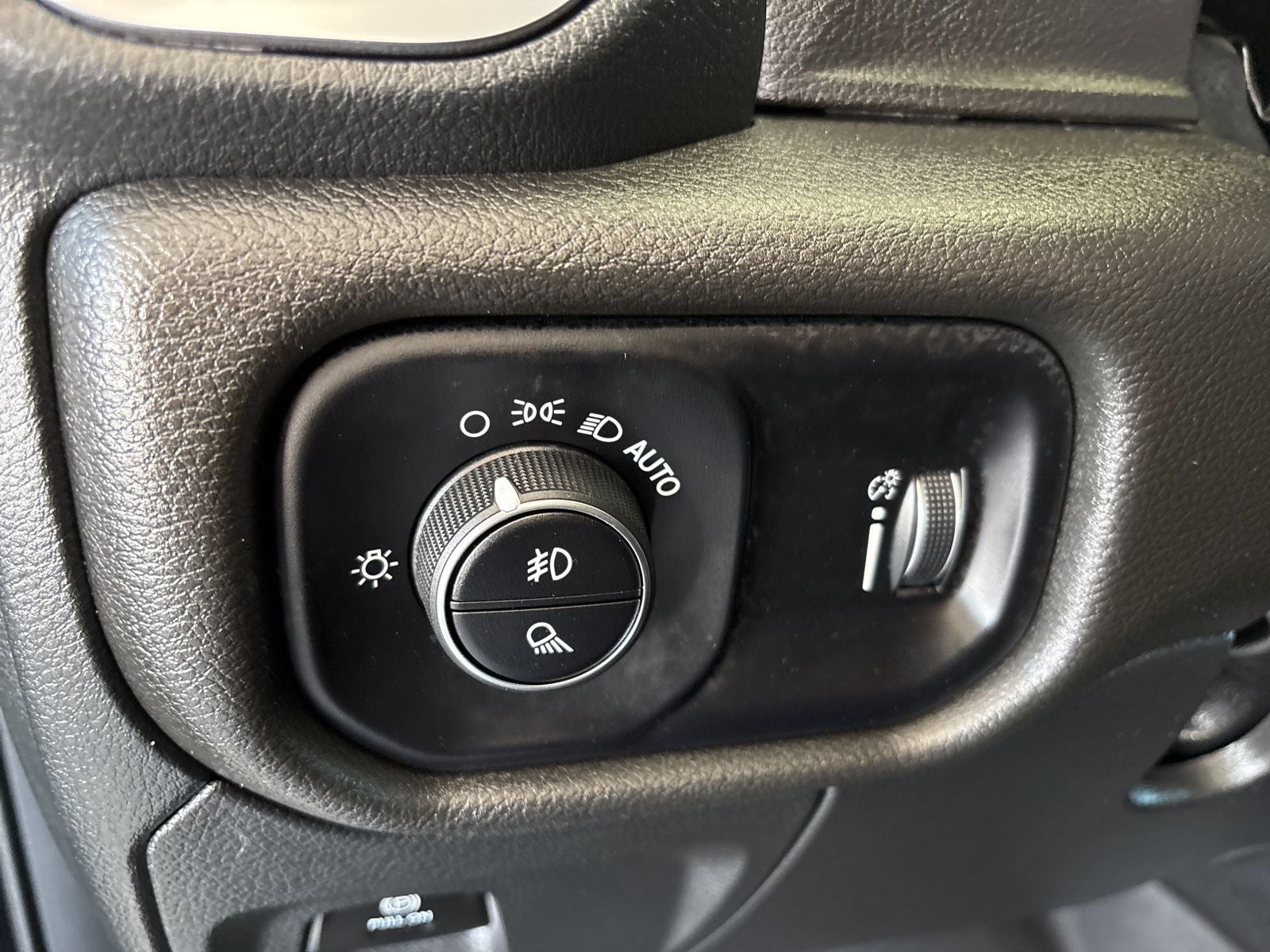 2025 RAM Ram 1500 Lone Star Crew Cab 4x4 5'7' Box