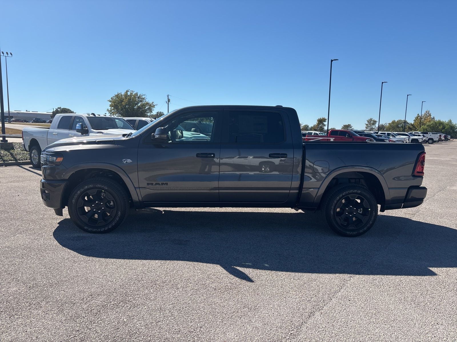 2026 RAM Ram 1500 RAM 1500 LONE STAR CREW CAB 4X4 5'7' BOX